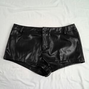 Cherry Mellow Black Faux Leather Shorts Women’s M PU Coated Vegan Leather